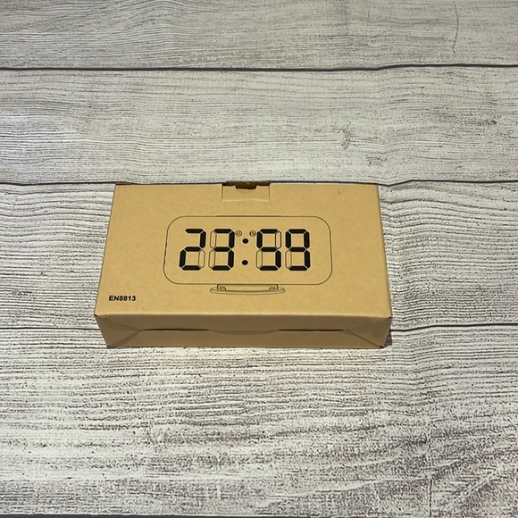 Digital Alarm Clock with USB Charger Ports, Modern Alarm Clock White - Picture 2 of 4